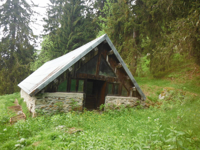 Chalet de la grande montagne 1.JPG Chalet de la grande montagne 1.JPG